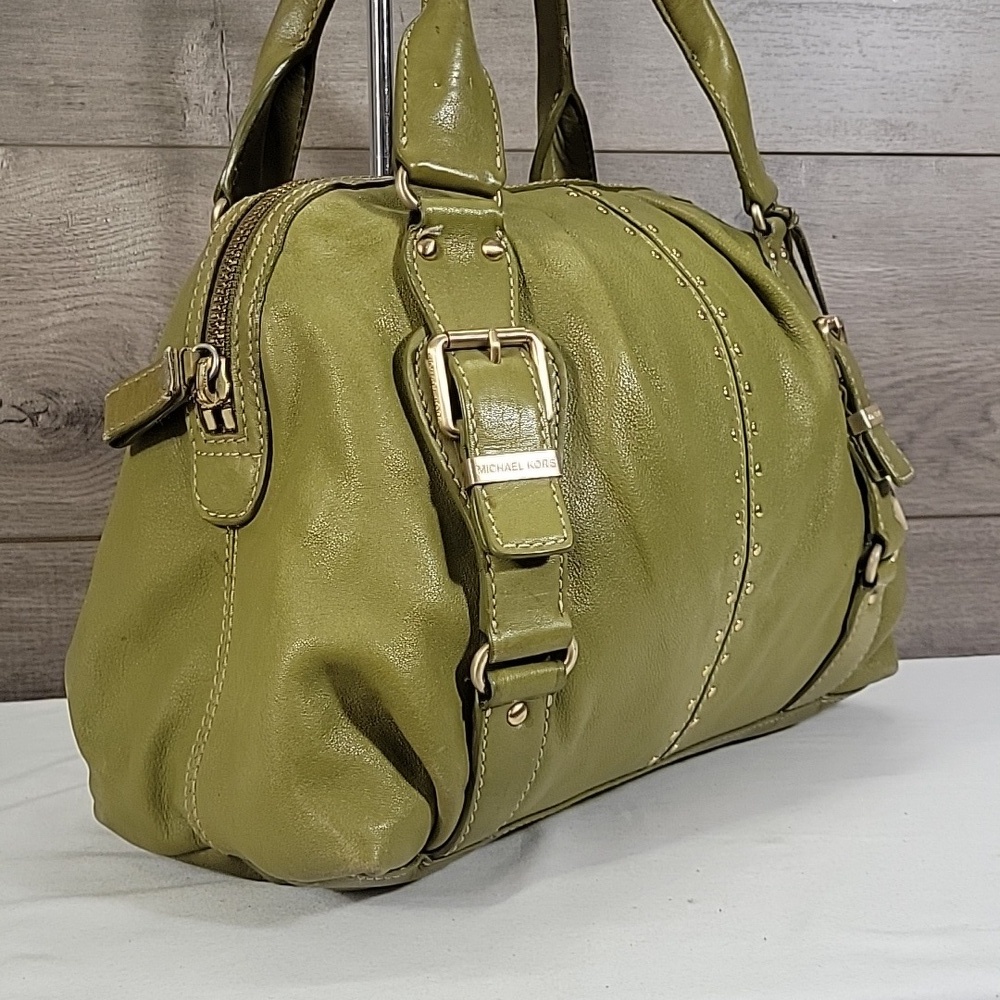Michael Kors Olive Green Leather Handbag with Gold Hardware - Picture 4 of 15